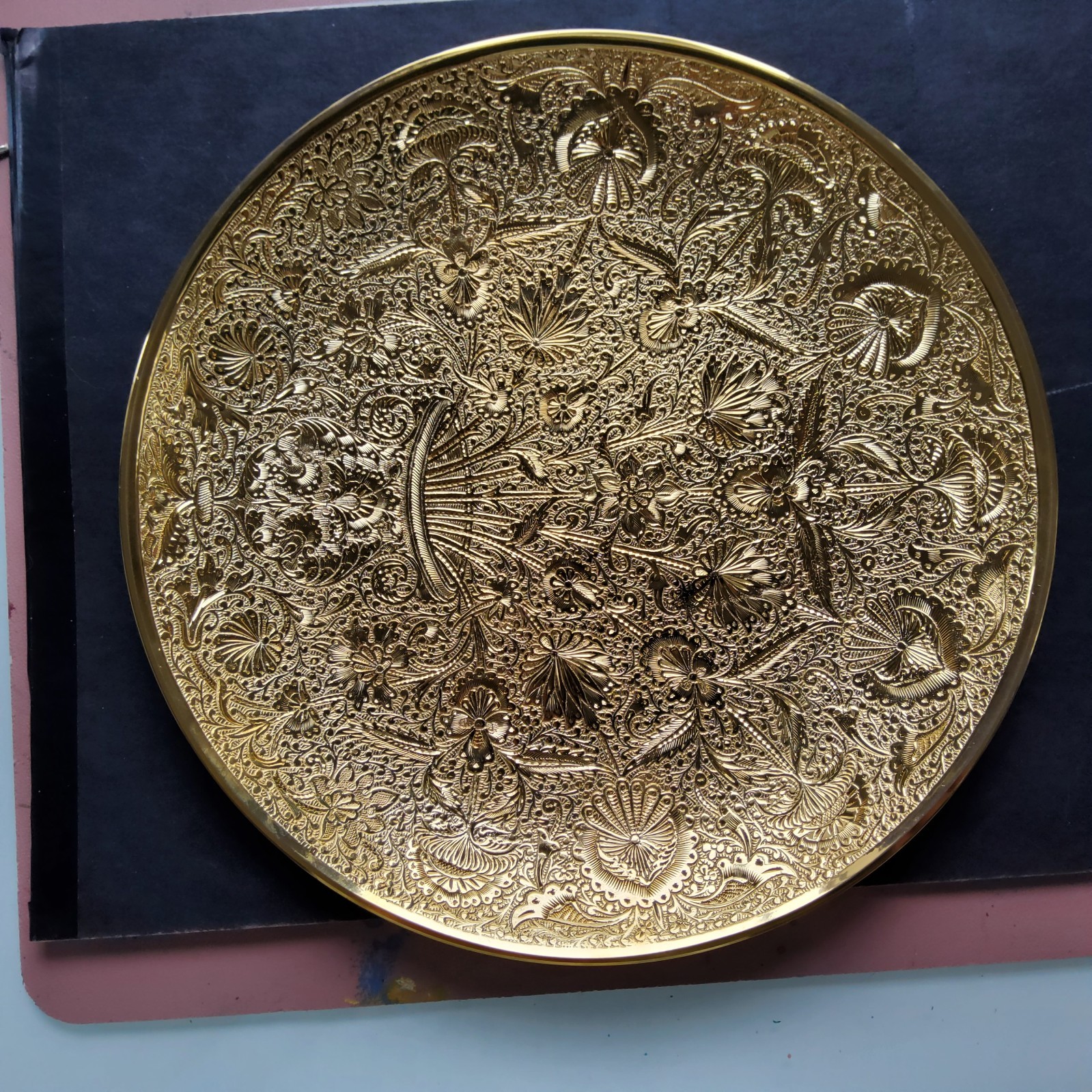 24 k Gold-plated decorative plate 11.5 inches 