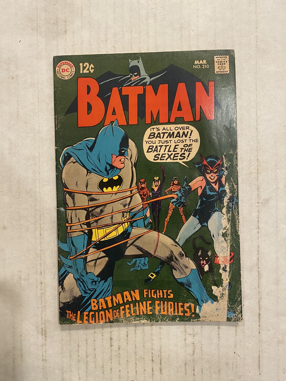 BATMAN #210 1969 DC Comics Neal Adams Catwoman cover / Stain On Cover & In Book