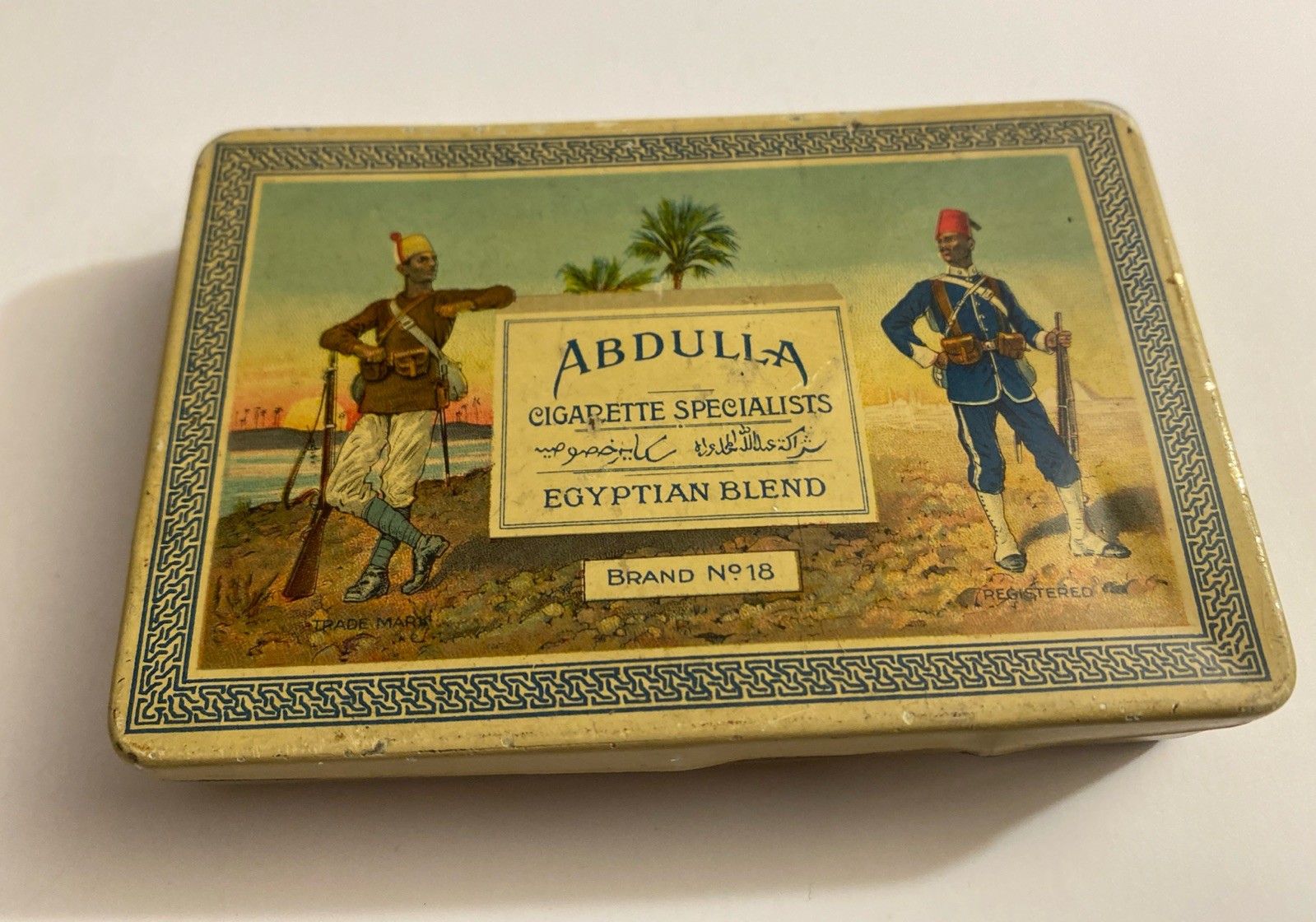 1920s English Abdulla Egyptian No. 18 Gold Tipped Cigarette Hinged Tin Box Rare