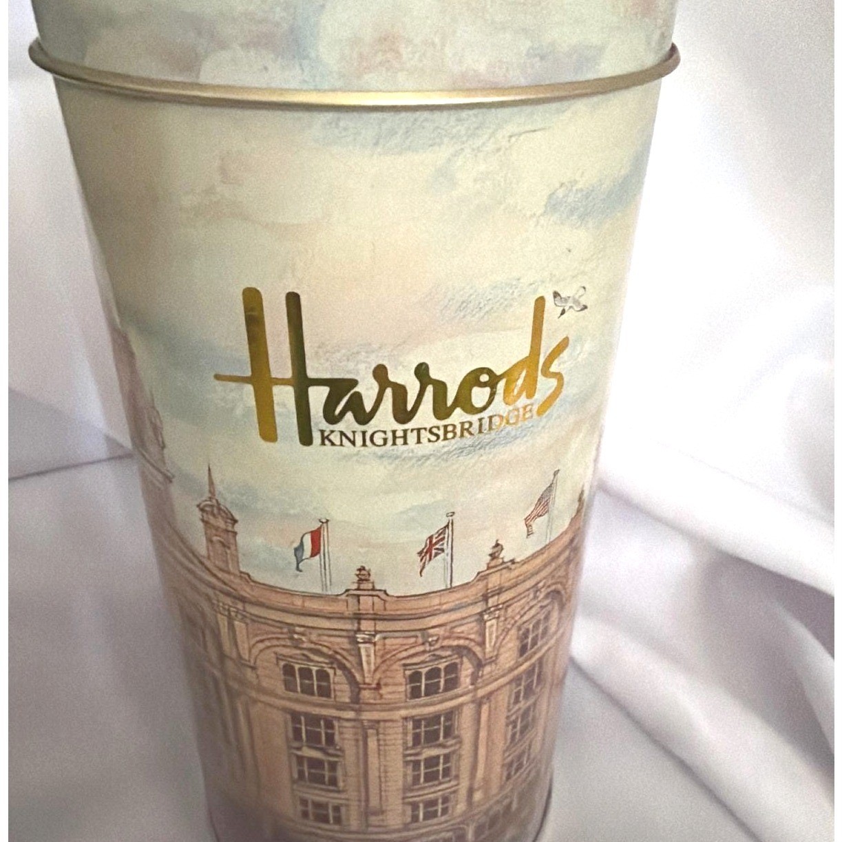 Harrods Knightsbridge Biscuit Tin Collectible London Storefront Gold 200g Metal