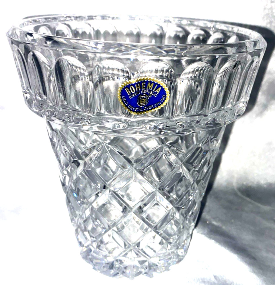 Vintage Bohemia Czech Republic Crystal Vase Heavy 5-1/4” Tall
