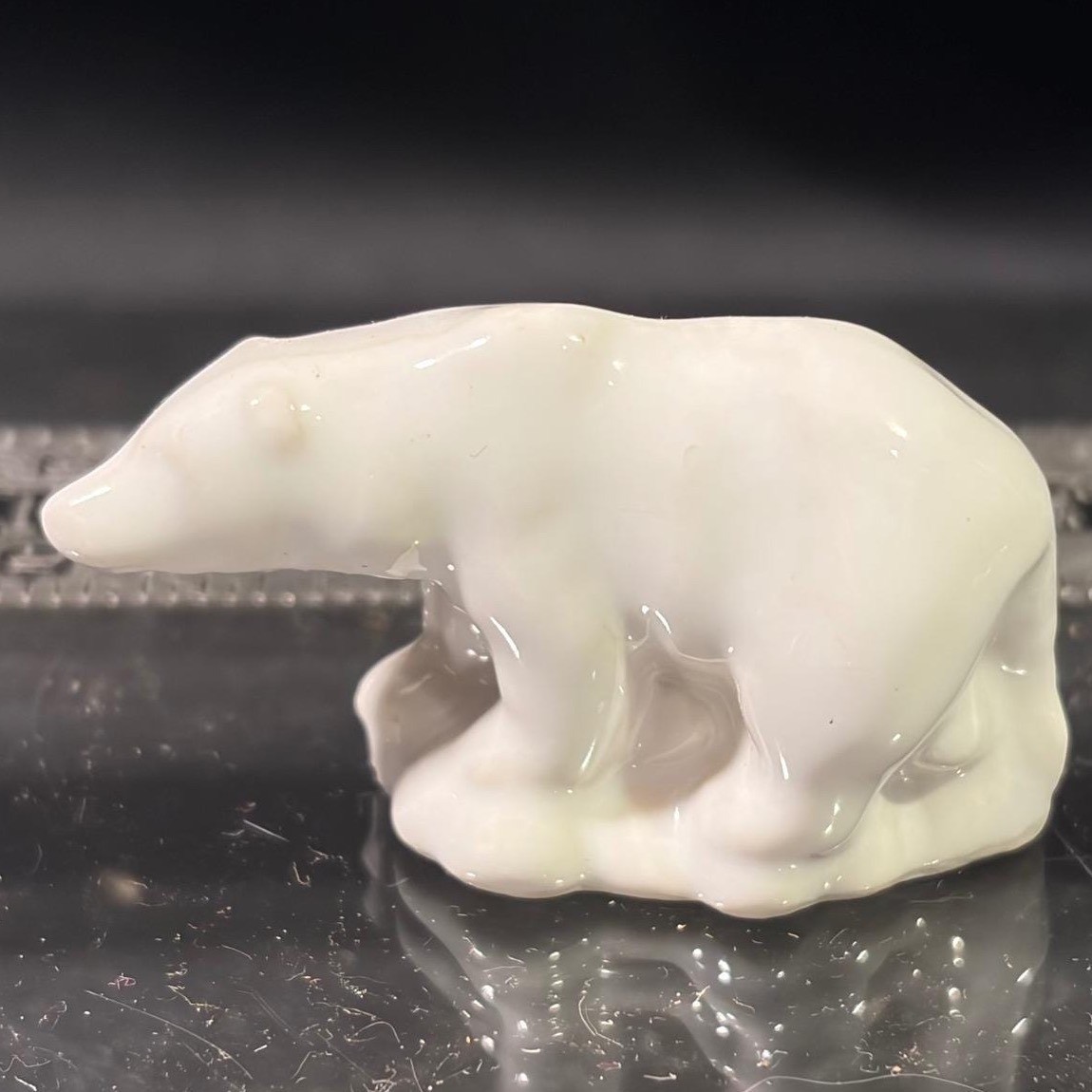 Wade Vintage Miniature White Porcelain Polar Bear Figurine Small Animal