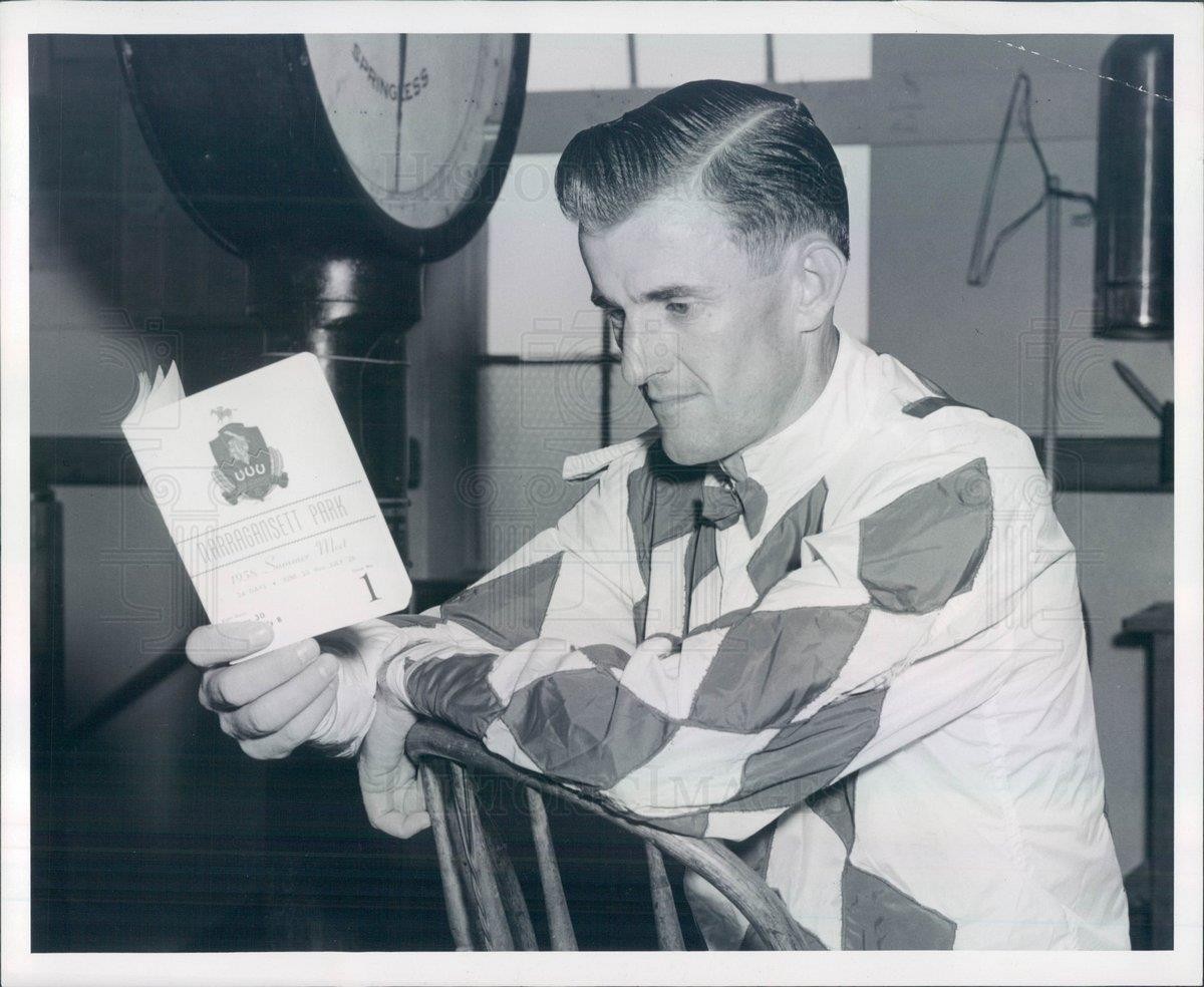 1959 Press Photo Thoroughbred Horse Racing Jockey Billie Fisk - snb10655