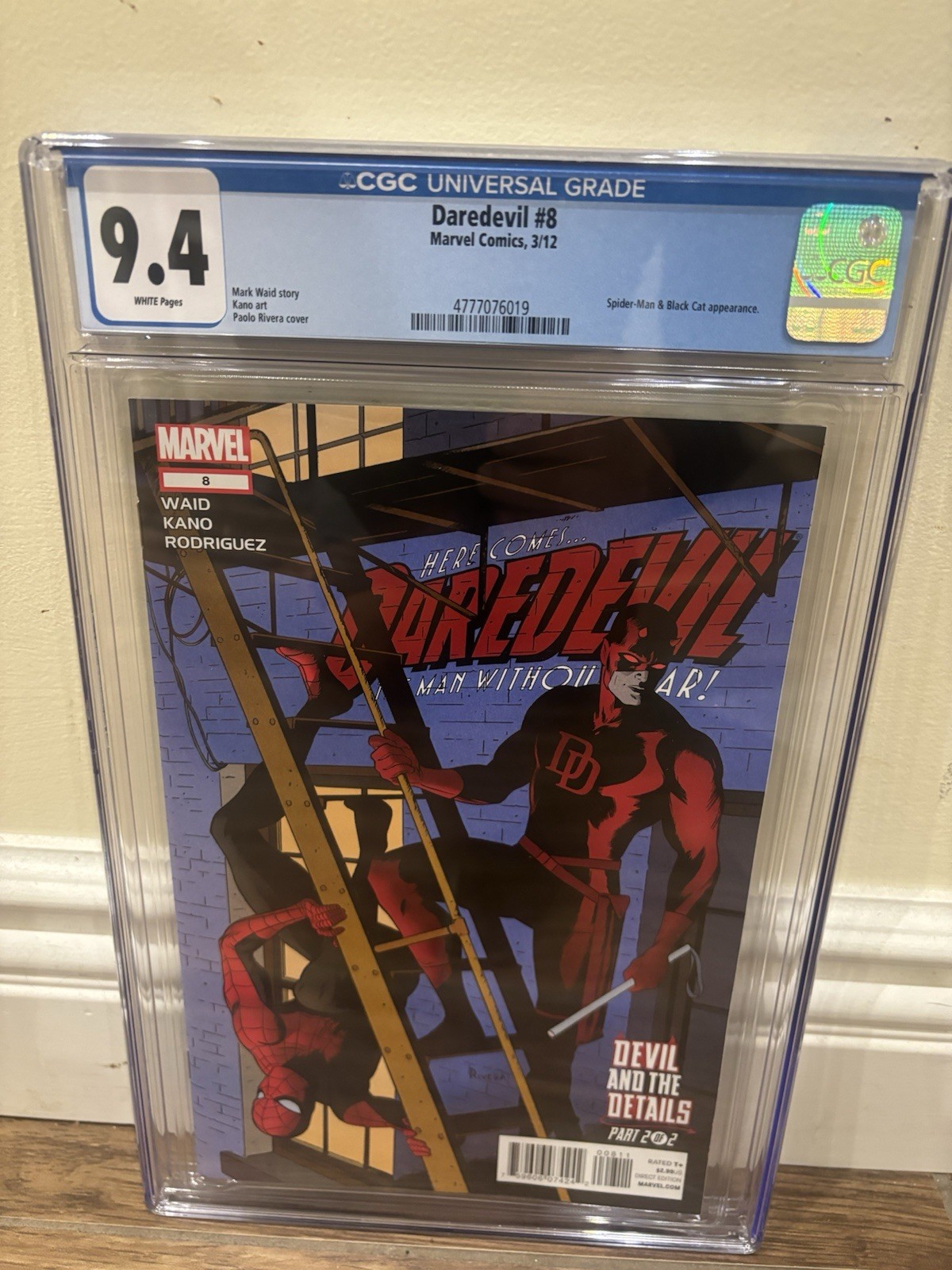 Daredevil #8 CGC 9.4 2012 Spider-Man & Black Cat Appearance Marvel Comics