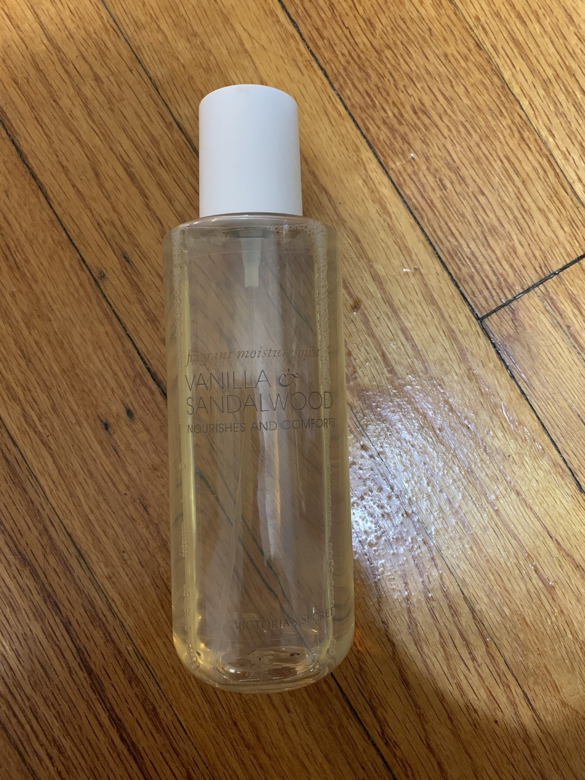 Rare Victoria's Secret VANILLA & SANDALWOOD Fragrant Moisture Mist 10.1 Fl Oz Rare Victoria's Secret VANILLA & SANDALWOOD Fragrant Moisture Mist 10.1 Fl Oz