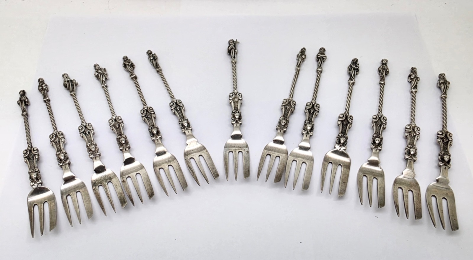 13 ANTIQUE DUTCH H.HOOIJKAAS .833 SOLID SILVER JESUS & APOSTLES FORKS,4 7/8\ 13 ANTIQUE DUTCH H.HOOIJKAAS .833 SOLID SILVER JESUS & APOSTLES FORKS,4 7/8\