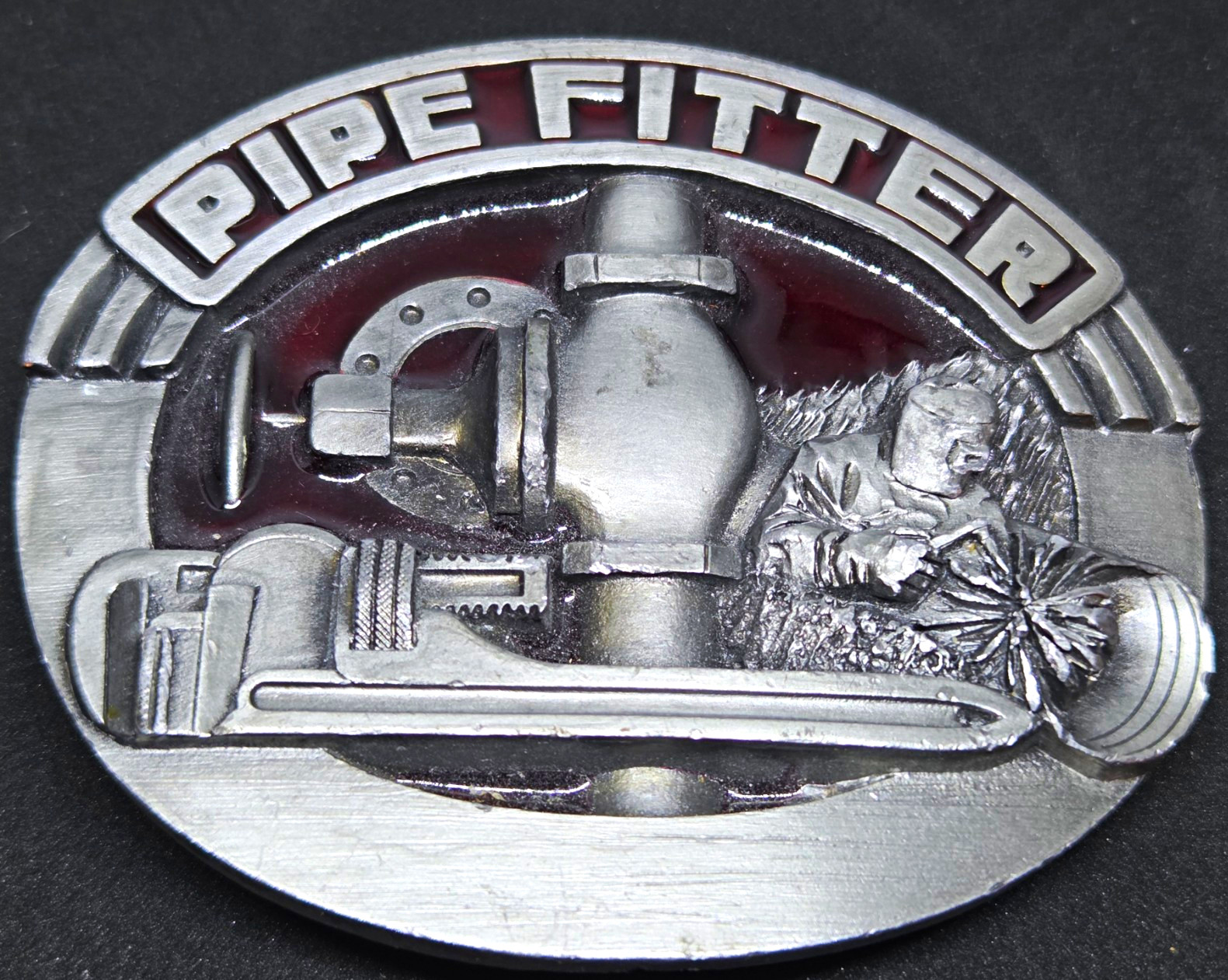 Vintage 1990s Siskiyou Pipe Fitter Pewter Belt Buckle 1992 Red Enamel F-8 USA