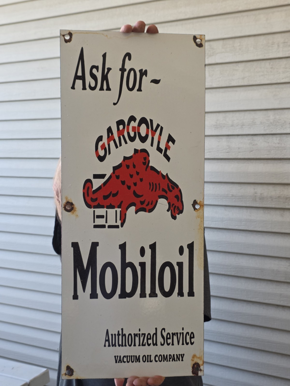 Vintage Porcelain Mobiloil GARGOYLE Gas Pump Plate Sign 24\