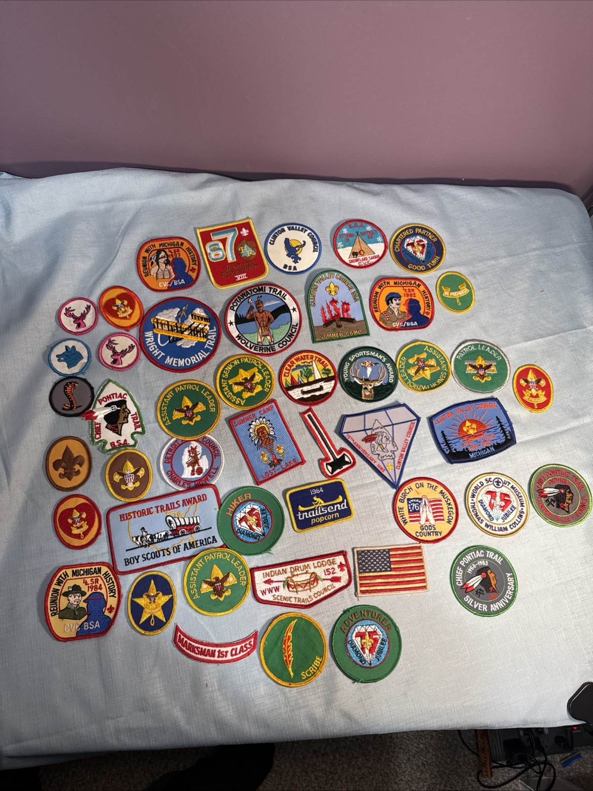 Lot Of 42 Vintage Boy Scouts Of America & Club Scout Patches & Badges Michigan Lot Of 42 Vintage Boy Scouts Of America & Club Scout Patches & Badges Michigan