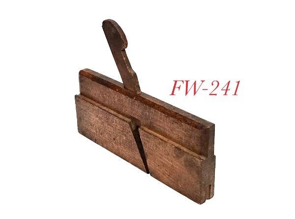 old Philadelphia G WHITE wood wooden narrow bead MOLDING PLANE TOOL