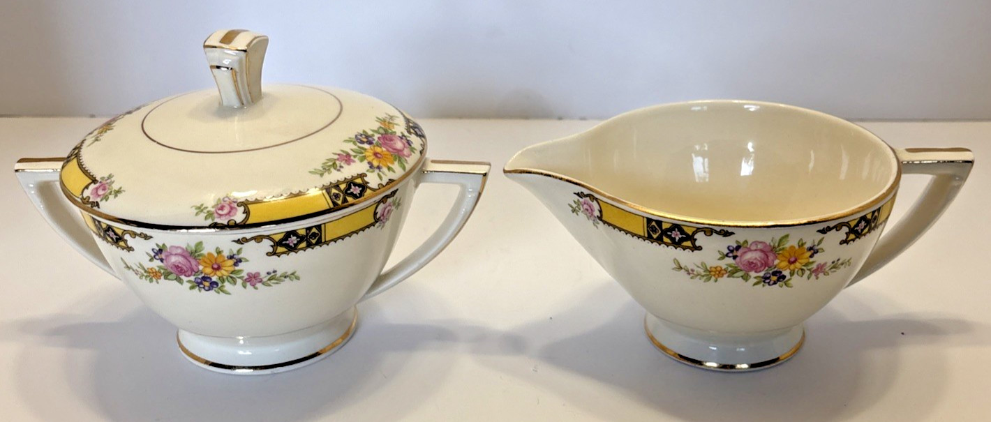 Vintage Edwin Knowles 402E1 Sugar Bowl with Lid and Creamer 