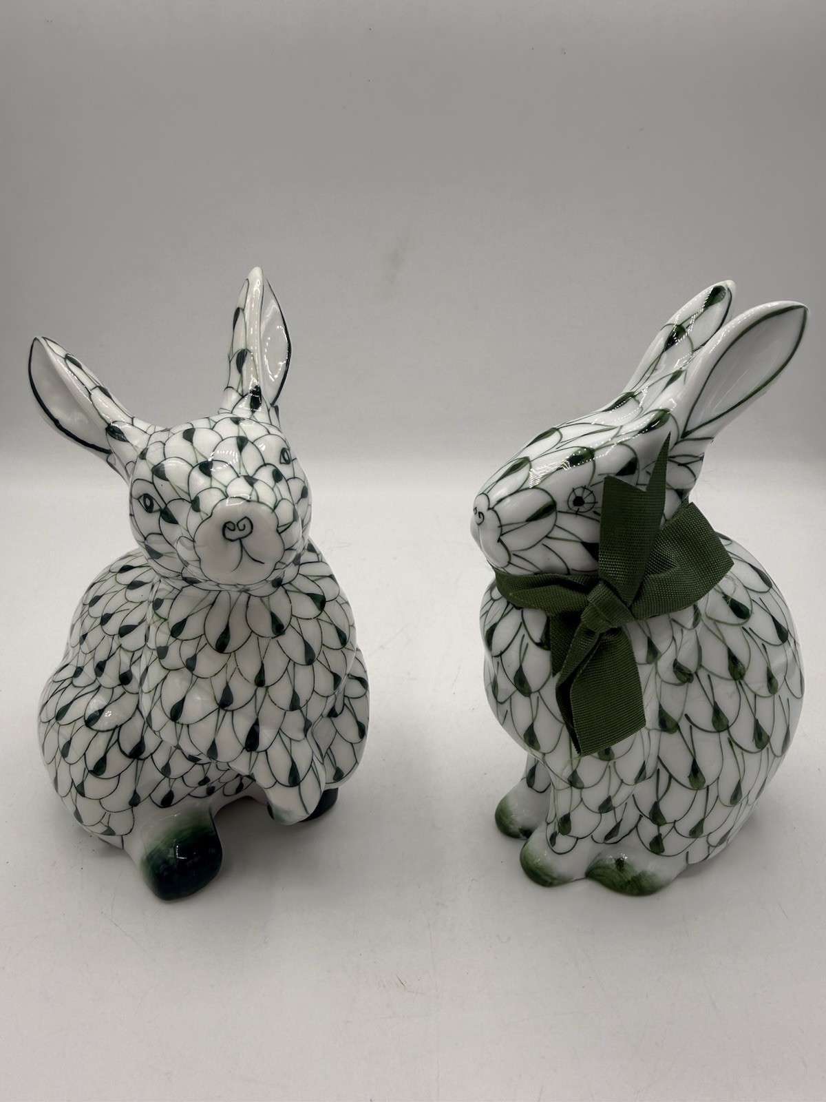 Vintage Herend Pair of Rabbits Bunnies w/Corn Green Fishnet Figurines Set Of Two