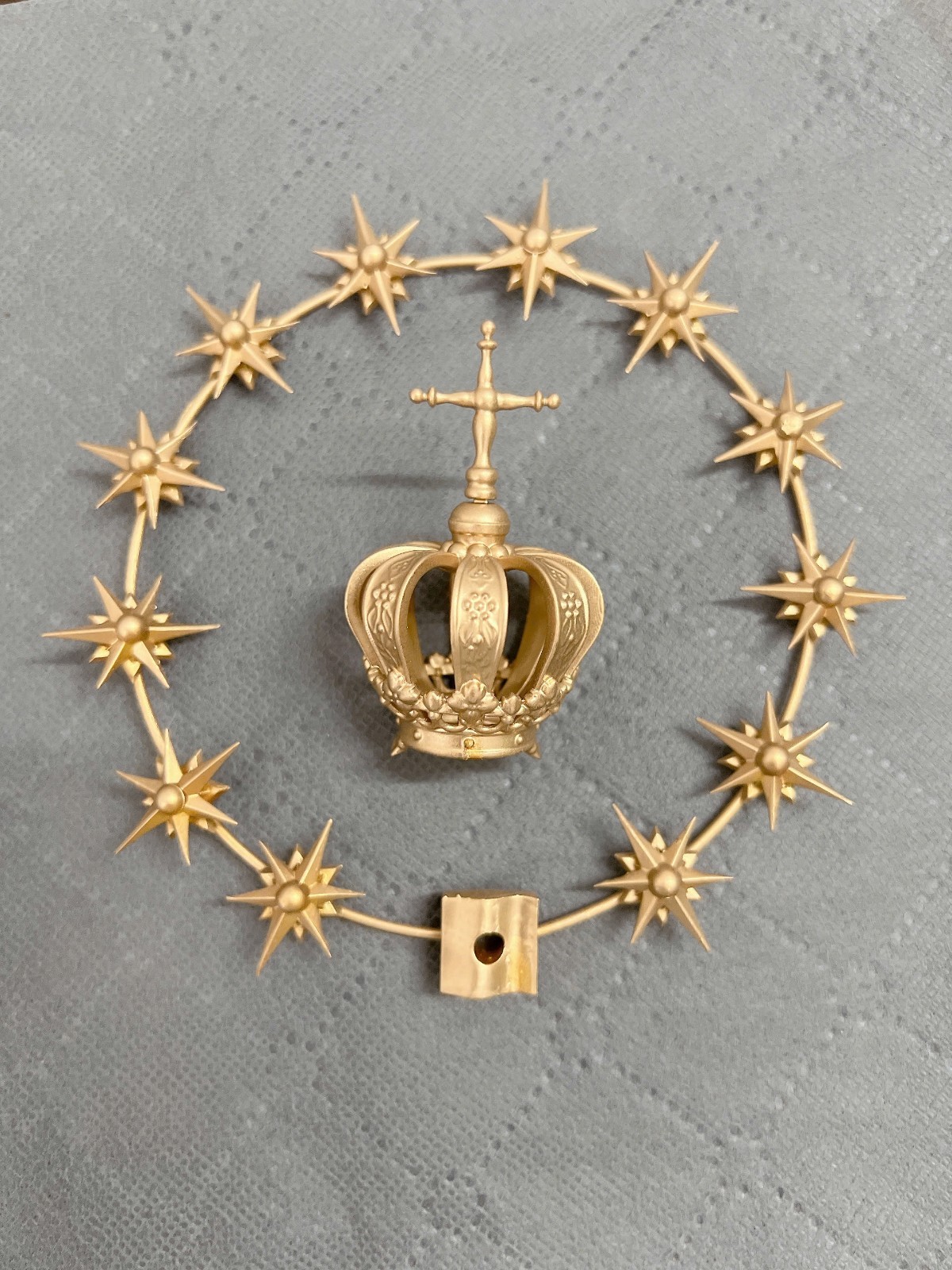 Handmade 12-Star Gold Halo Crown for 11