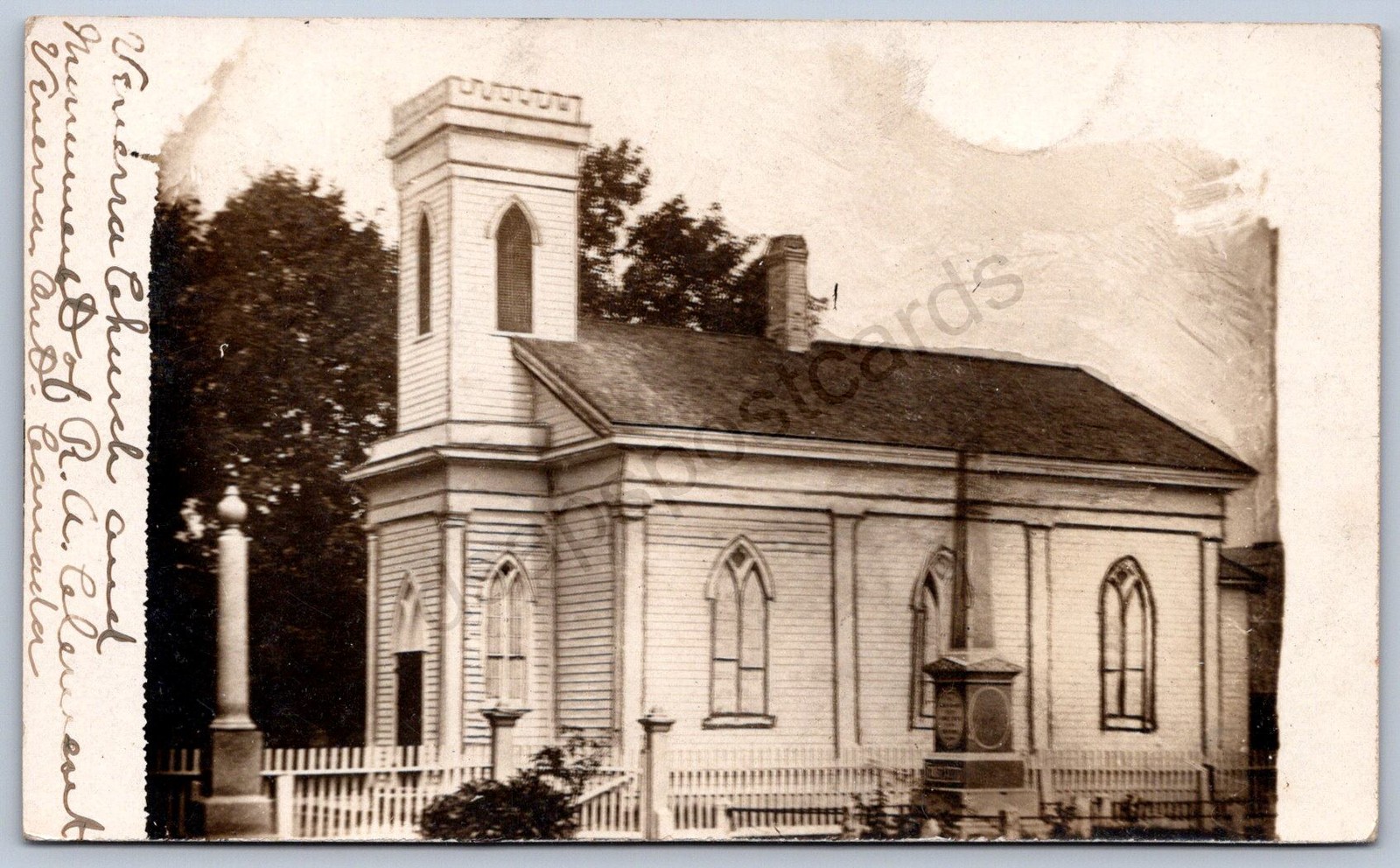 K44/ Canada RPPC Postcard c10s Vanessa Ontario Methodict Church 526