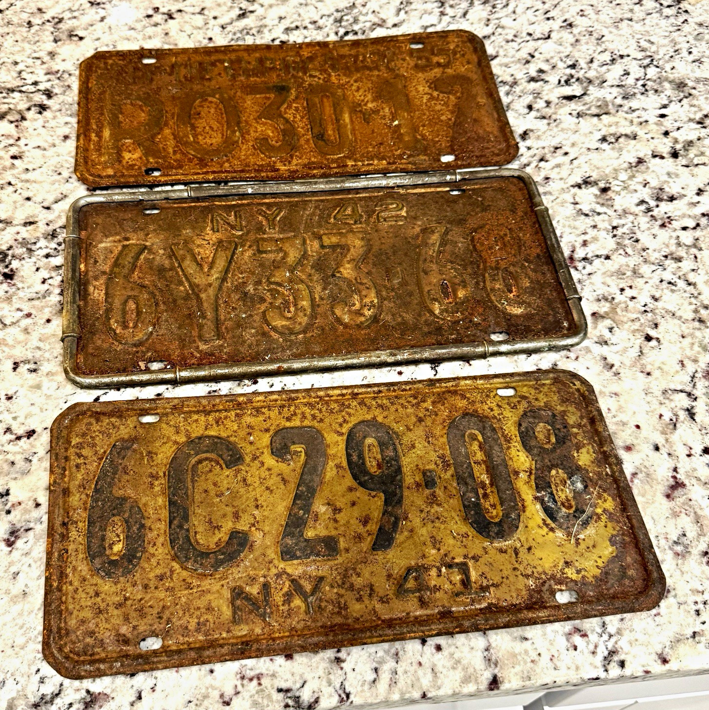 Lot of 3 Vintage New York License Plates 1941, 1942, 1955 NY Empire State 