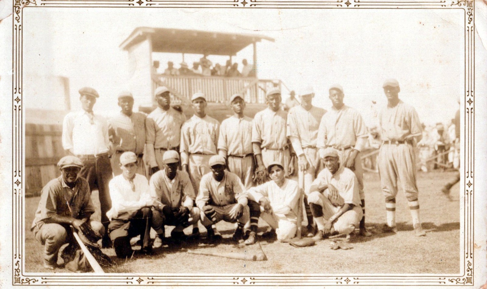 CUBA CUBAN NEGRO LEAGUE BASEBALL TEAM RPPC PORTRAIT 1920s ORIGINAL PHOTO MA48