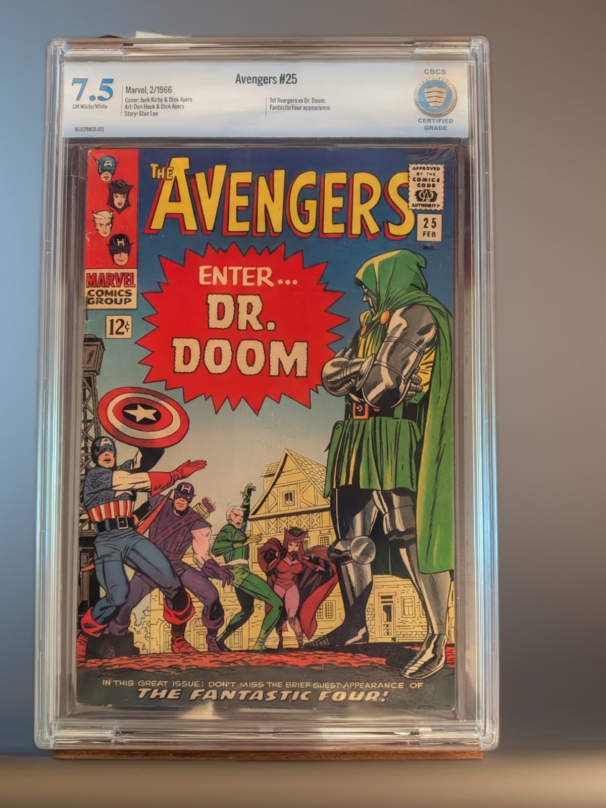 1966 Marvel Comics Avengers 25 CGC CBCS 7.5. Doctor Doom Cover Doomsday 1966 Marvel Comics Avengers 25 CGC CBCS 7.5. Doctor Doom Cover Doomsday