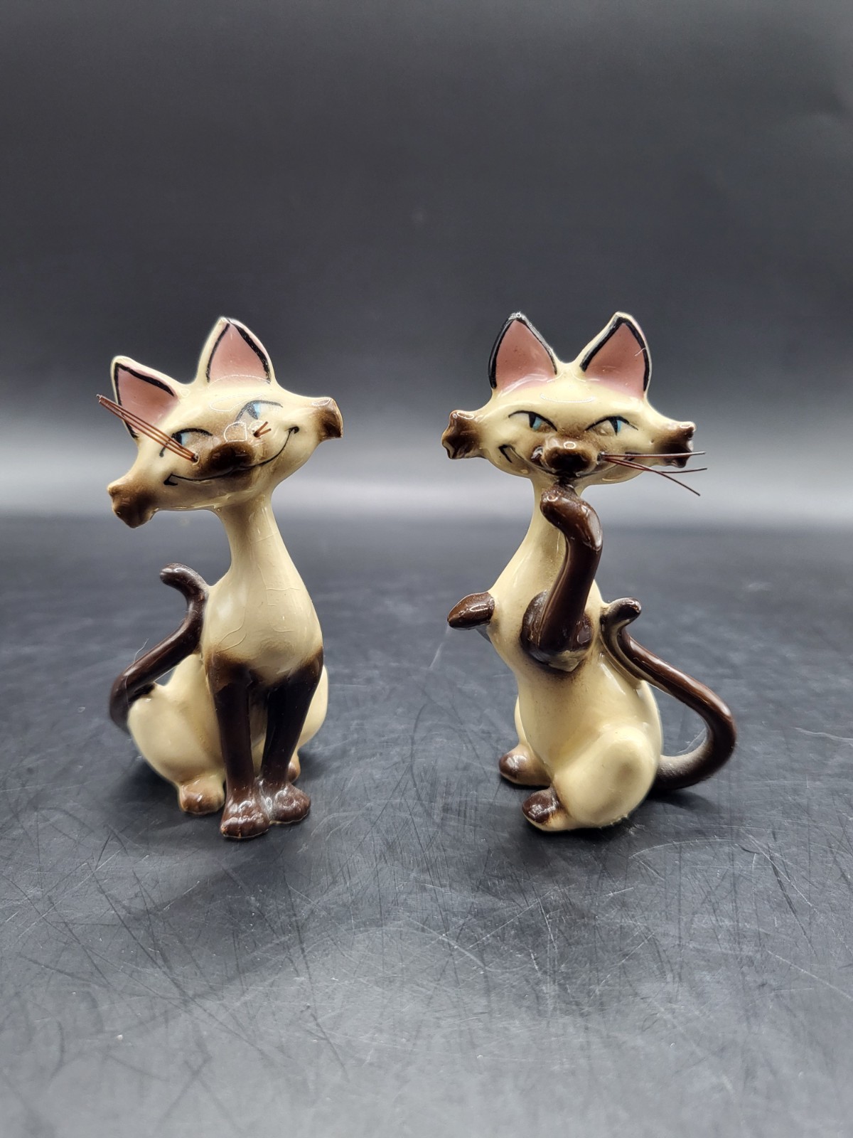 Vtg 1950s Disney SI & AM Ceramic Siamese Cat Figurines Lady Tramp NYLON WHISKERS