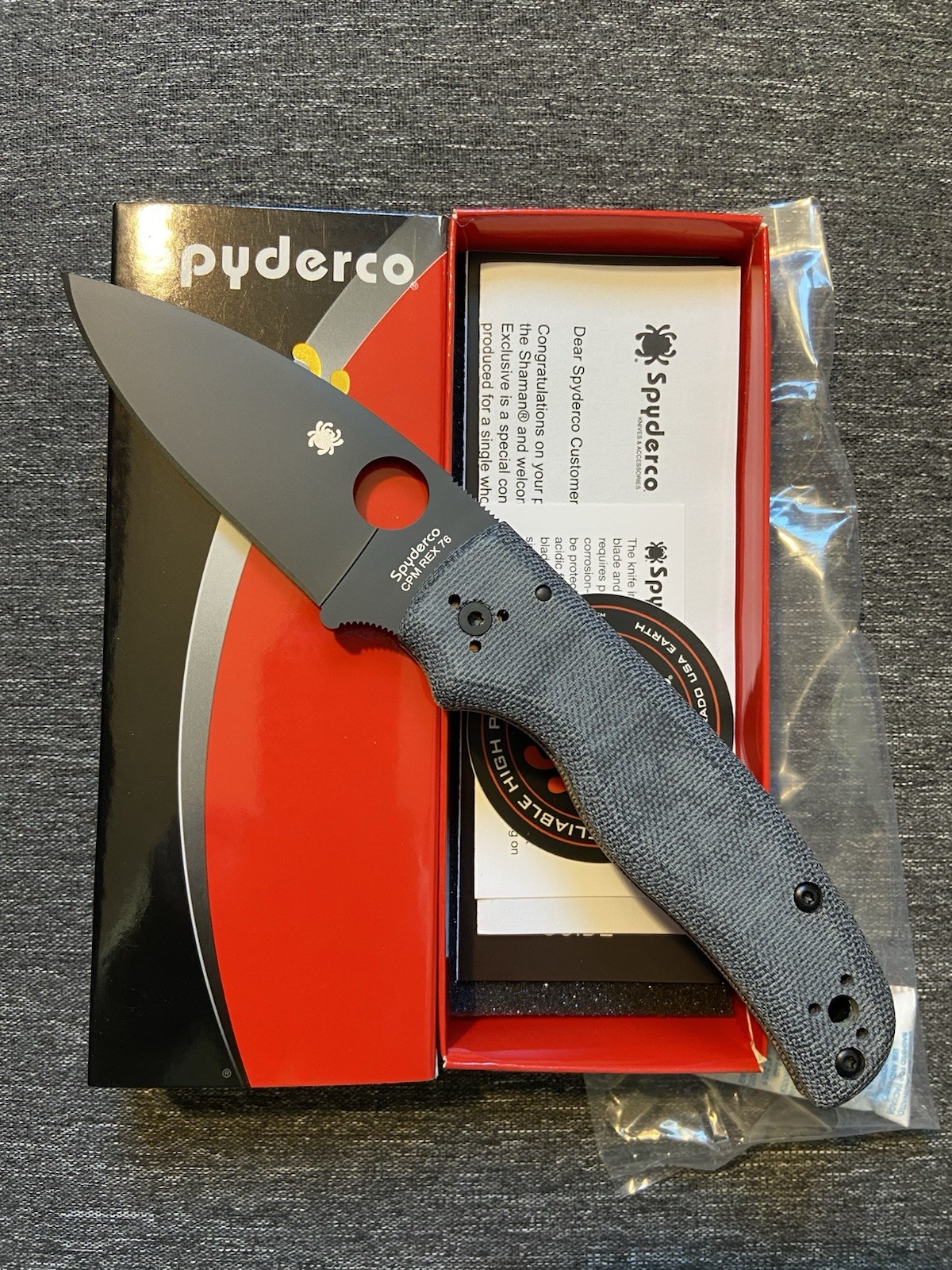 Spyderco Shaman-Exclusive-“Blue Jean” Canvas Micarta Handle Blk CPM-REX 76 Blade