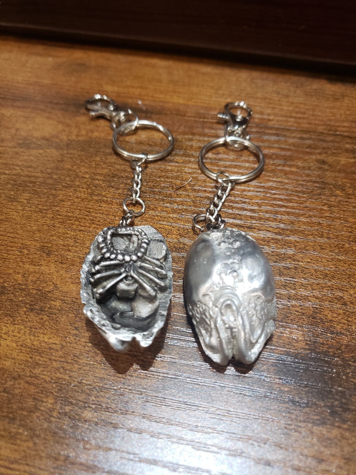 One Xenomorph Alien, face hugger, egg, keychain One Xenomorph Alien, face hugger, egg, keychain