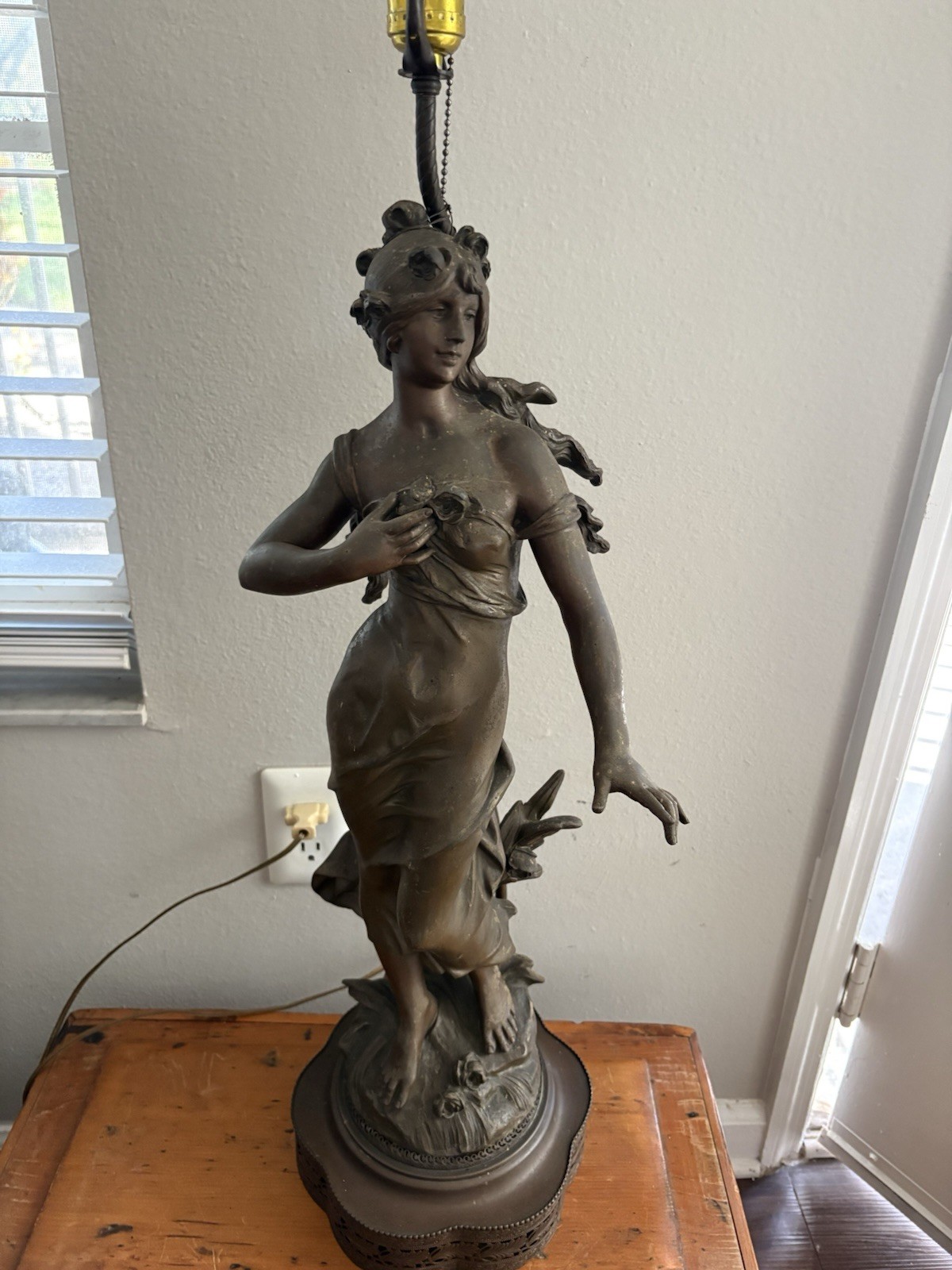 Art Nouveau WOMAN GODDESS  BRONZE SPELTER LAMP SCULPTURE 30” Works