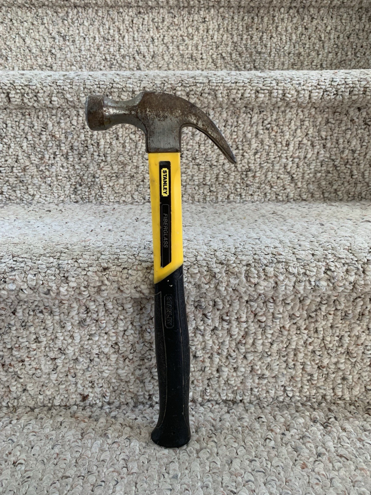 Vintage 16 Ounce Stanley Fiberglass Claw Hammer (#51-621)