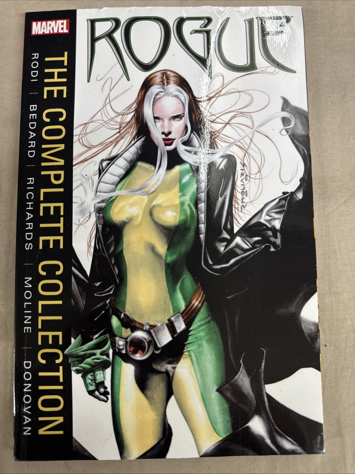 Rogue: The Complete Collection - Paperback, by Rodi Robert; Bedard Tony - Good Rogue: The Complete Collection - Paperback, by Rodi Robert; Bedard Tony - Good