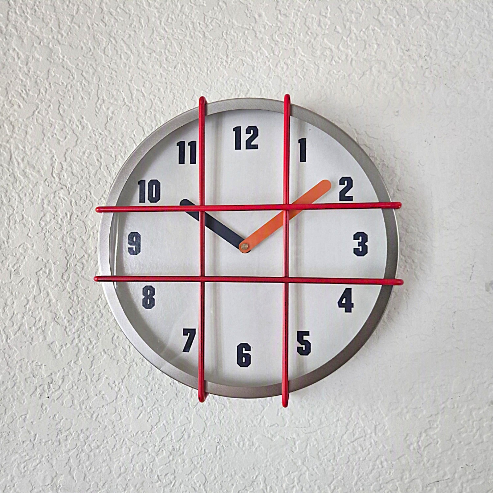 Vintage Memphis Style Postmodern Wall Clock Red Metal Cage Chrome Modern 13\