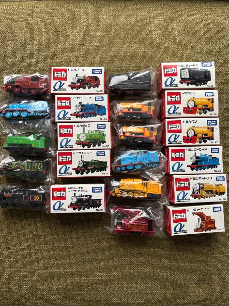 Thomas Tomica Diecast 11-Car Set 2011 Catalog 15+