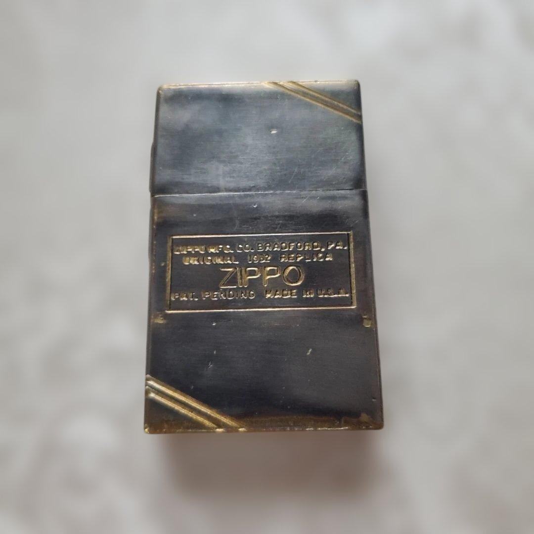 1989 Zippo replica with bottom plate design (1932 model)