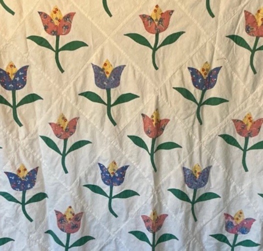 Vtg Tulip Applique Summer Coverlet Bedspread Hand Pieced Clean Quilt Top 64x78