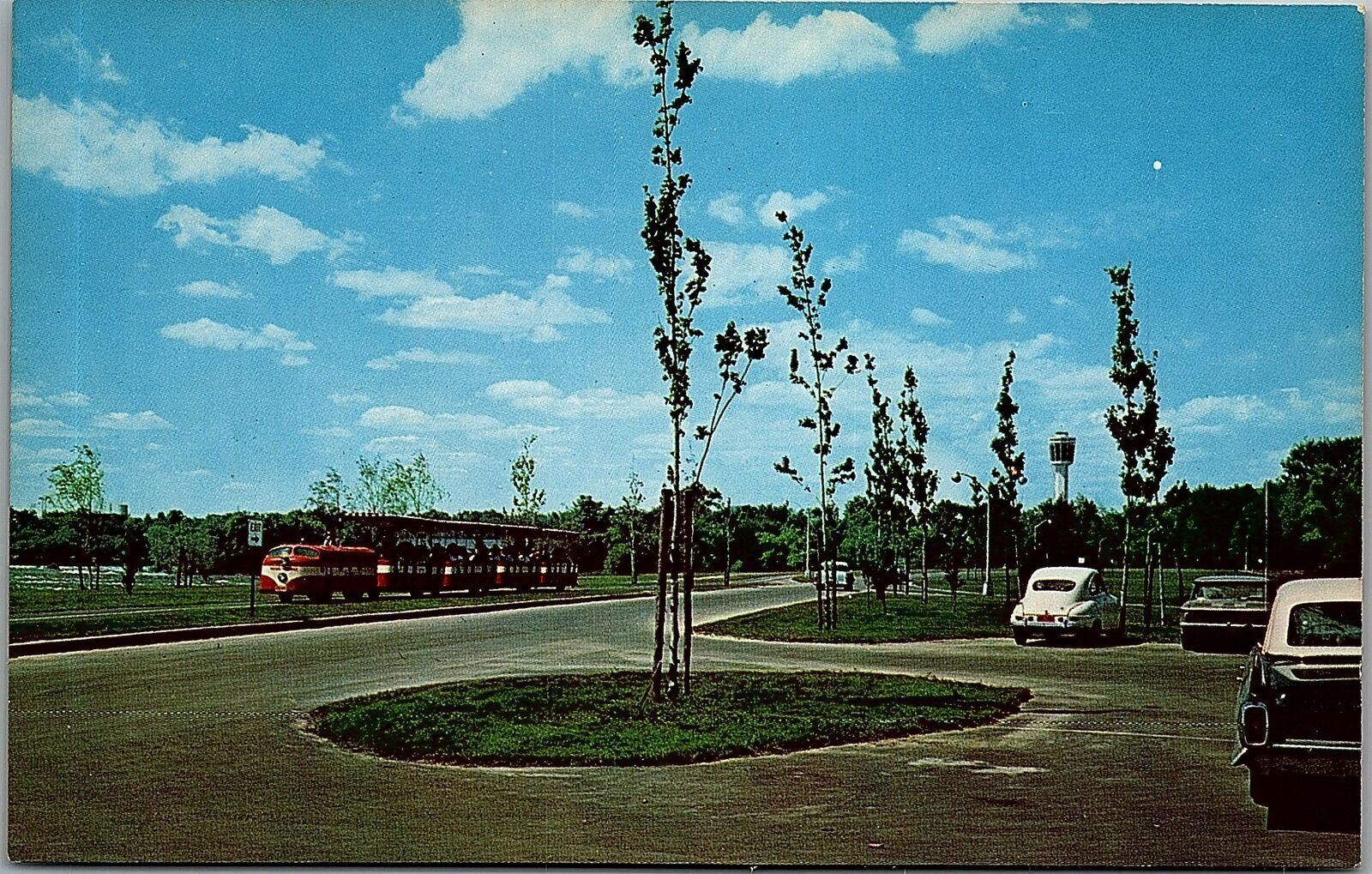 VINTAGE NIAGARA FALLS NEW YORK GOAT ISLAND SIGHTSEEING TRAIN POSTCARD 38-13