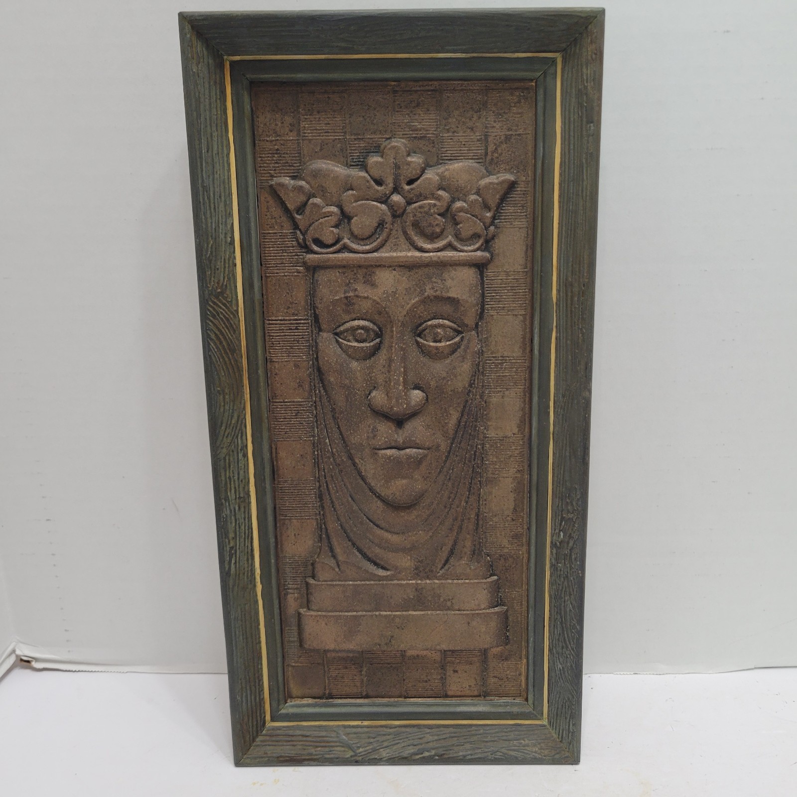 VTG Peerage Brass Plaque Art Face Queen Chess Medieval Mid Century Modern Decor