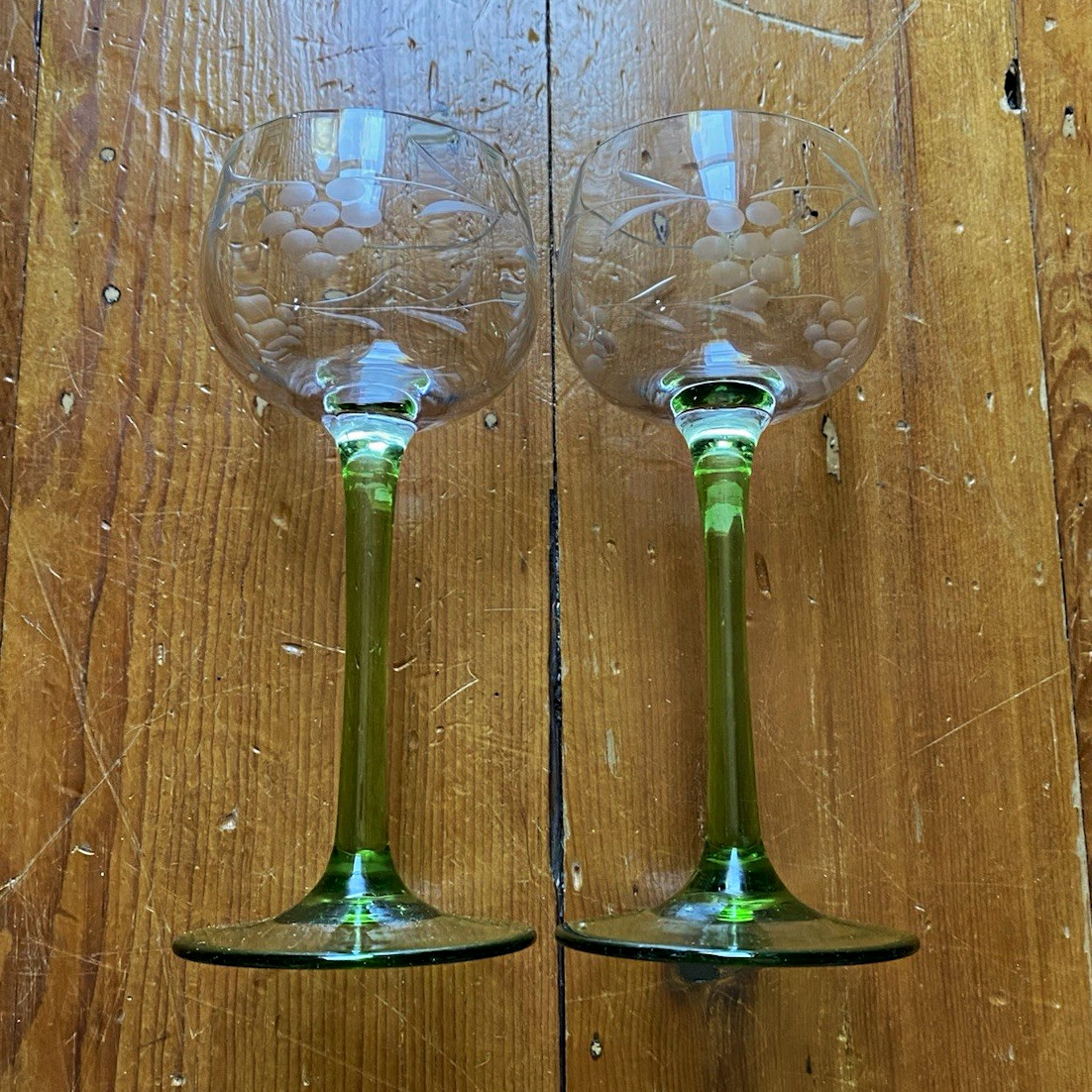 Set of 2 green uranium wine, glass ￼Etched Grape Pattern