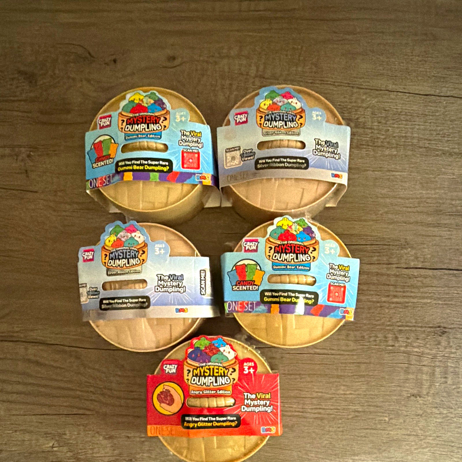 Crazy Fun Mystery Dumpling Scented Gummi Bear Edition, Siver Ribbon & Angry Lot