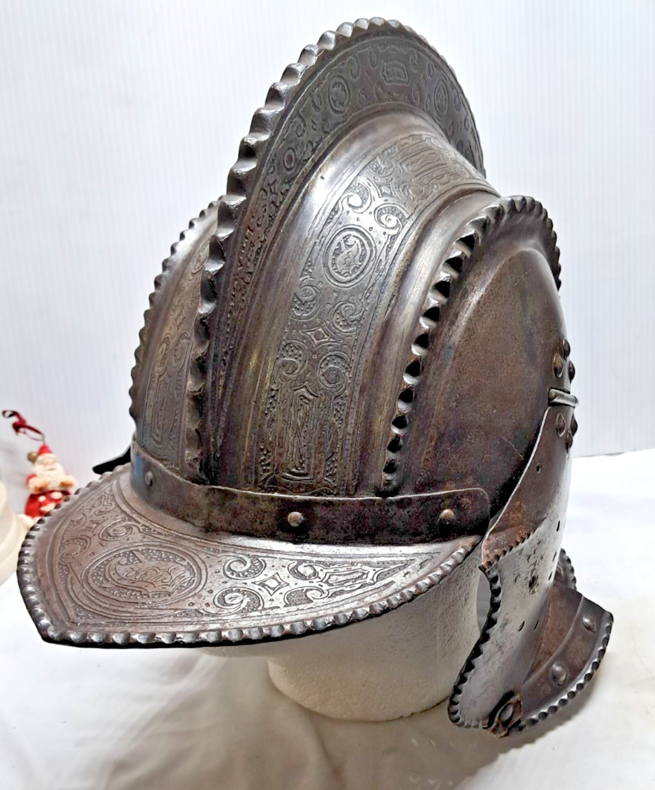 Ancient 17th Century  Barbuti German Burgonet Helmet Medieval Vintage 4lbs