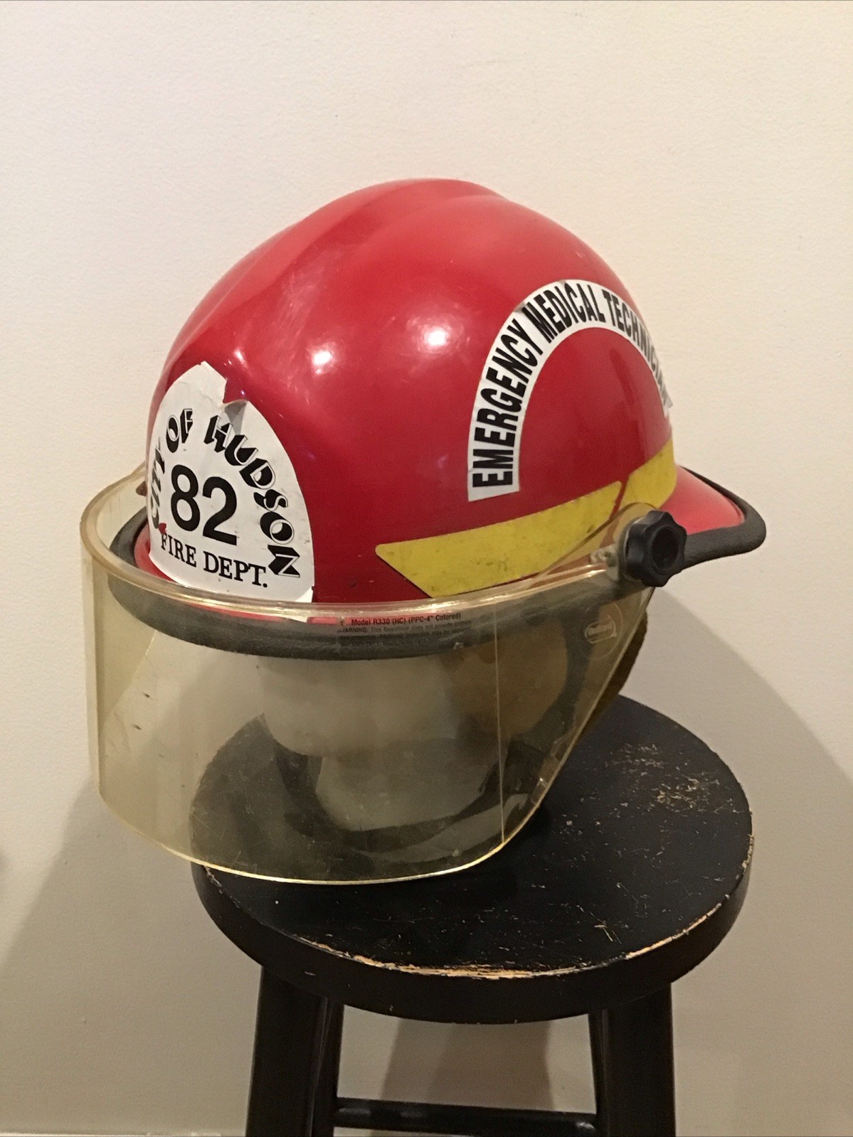 1999 Bullard Firedome PX Red Firefighter Helmet w/ Flip Shield R721 Neck Gator