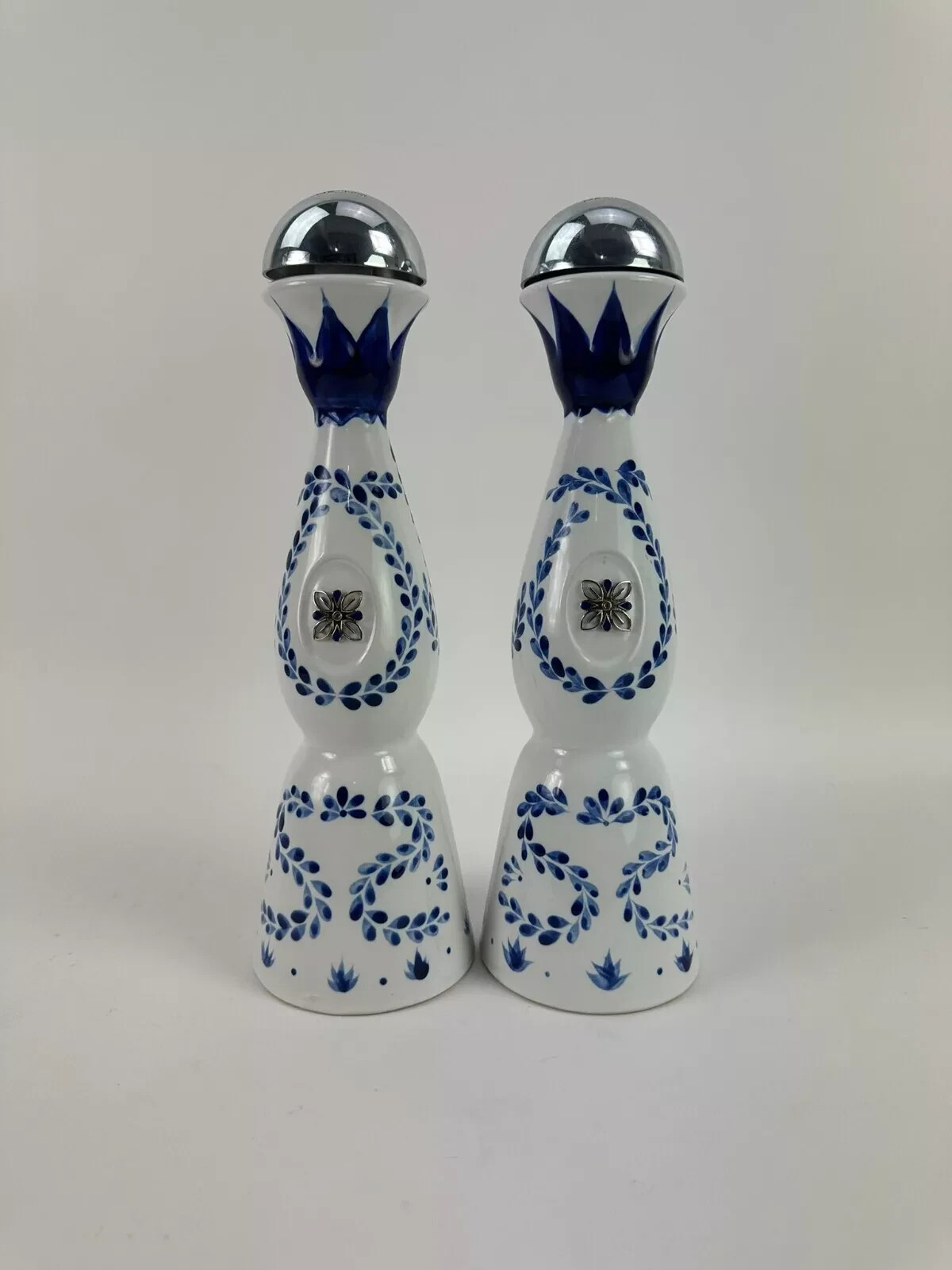 Lot Of 2 Clase Azul Reposado Tequila White And Blue Empty Bottle 750ml Rinsed
