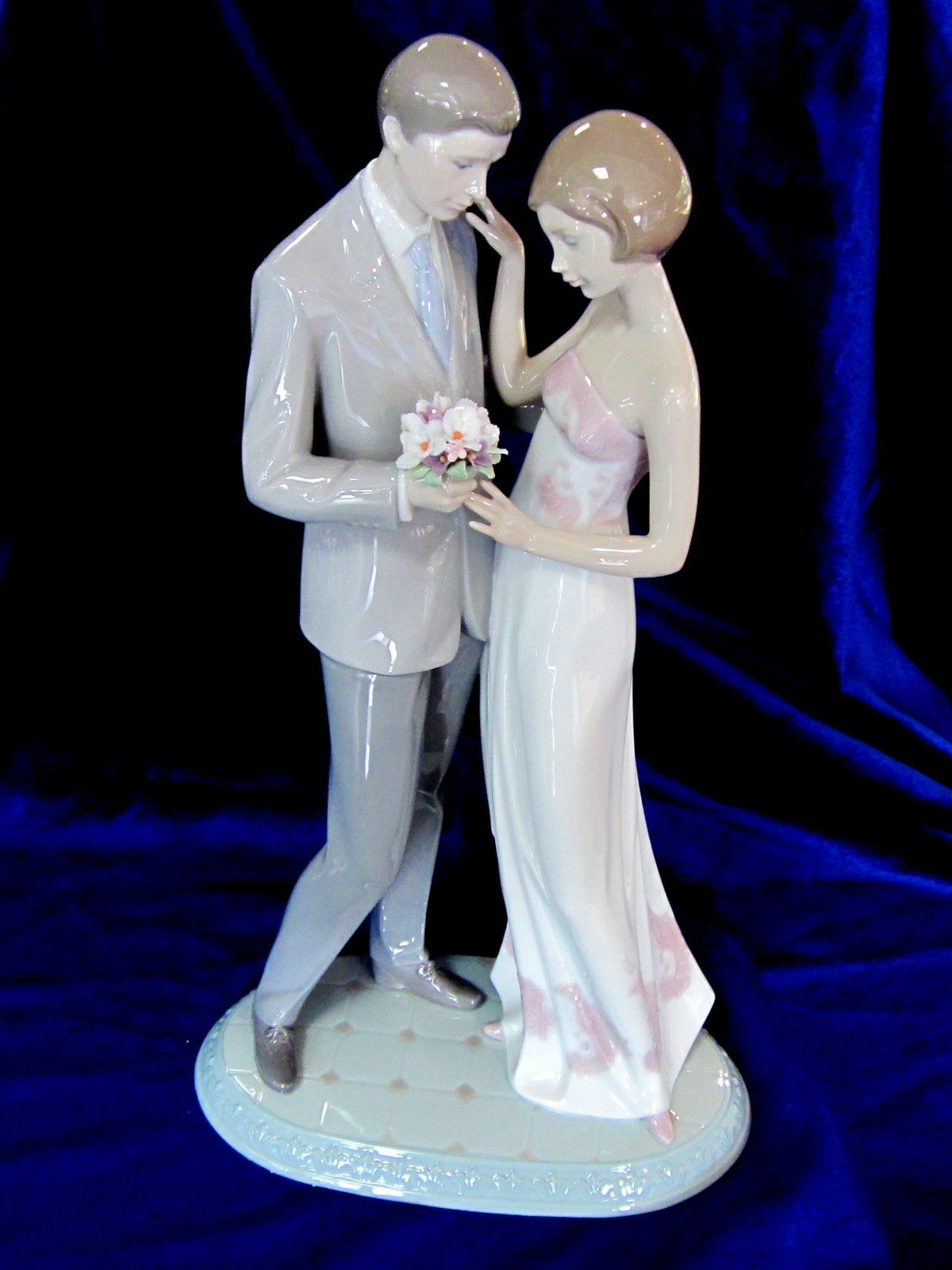 LLADRO  New Declaration of Love Valentines Day Gift Retail$995