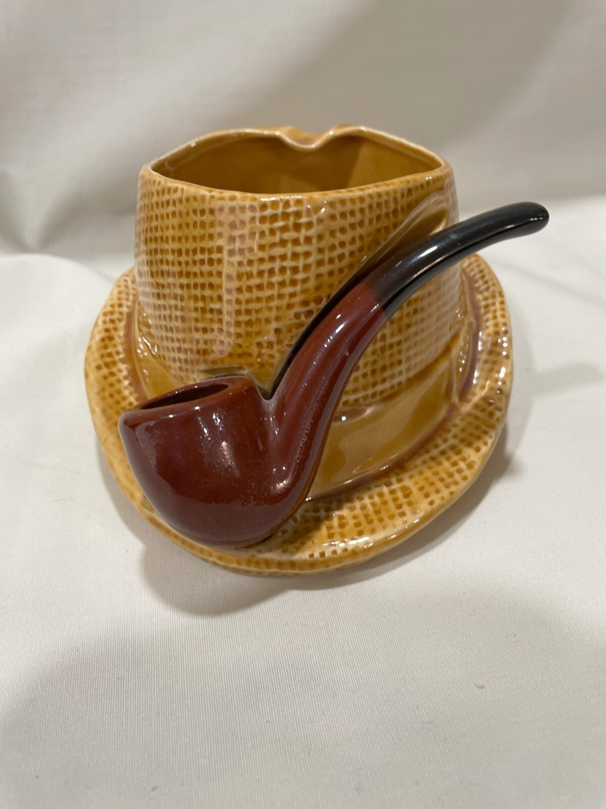 Lefton’s Hat/Pipe Tobacco Ceramic Ashtray 
