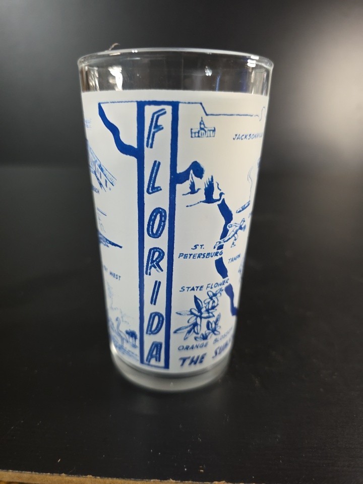 Vintage Frosted Souvenir State Glass Florida 5 Inch Marked Hazel Atlas Vintage Frosted Souvenir State Glass Florida 5 Inch Marked Hazel Atlas