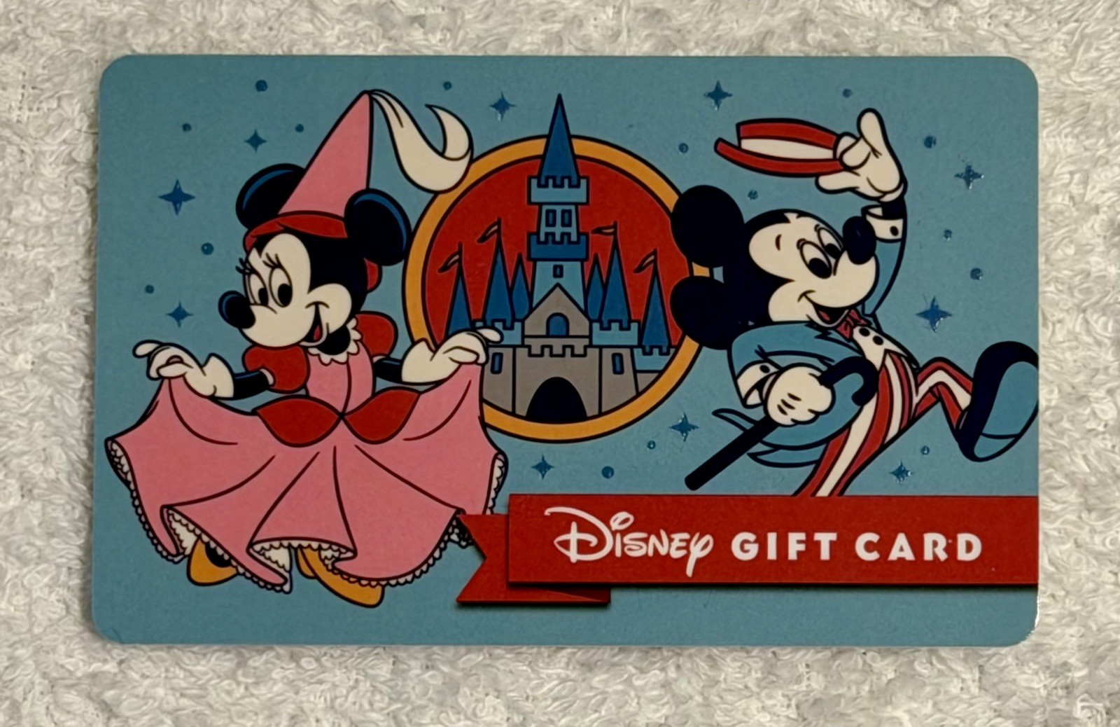 WALT DISNEY gift card. Mickey & Minnie red white blue by the castle