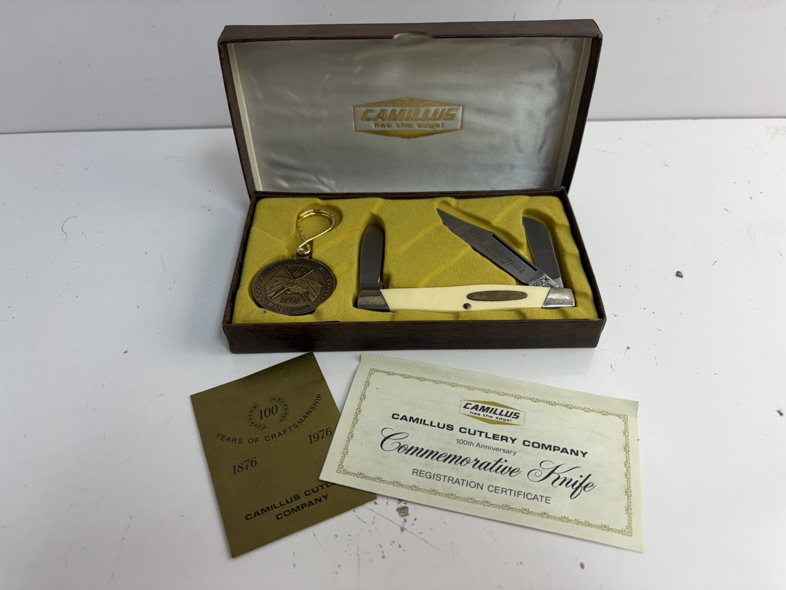 RARE - CAMILLUS 100th ANNIVERSARY KNIFE BUCK Tang WITH BOX AND PAPERS 1976 #5350