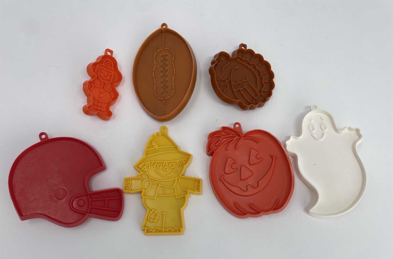 VTG Hallmark Cookie Cutters Plastic Lot 7 Ct Imprint Halloween Fall Thanksgiving