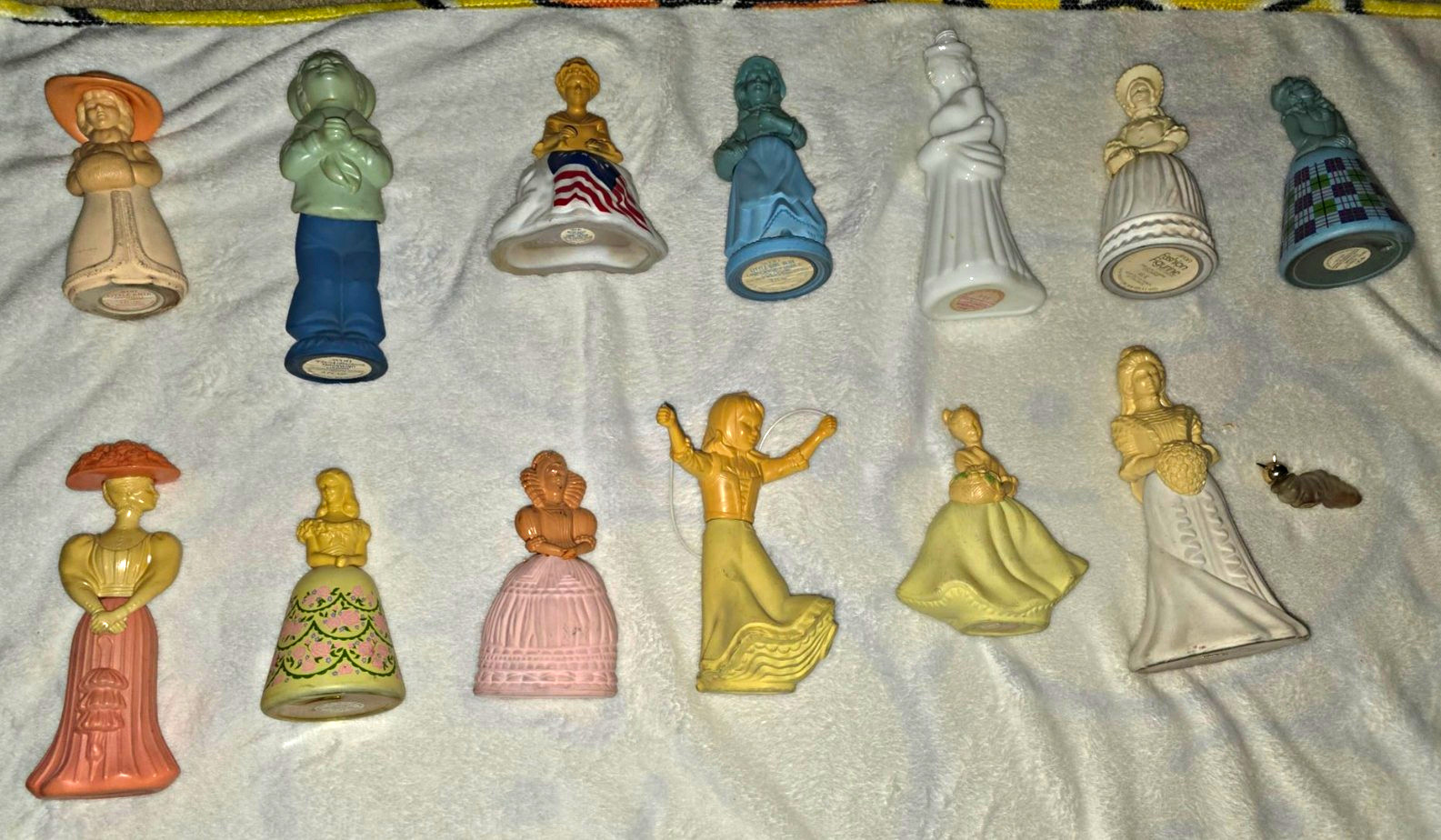 Vintage Avon Ladies Collectibles Perfume/cologne Bottles