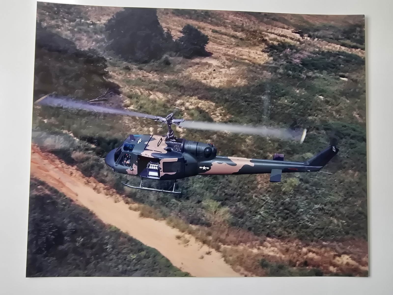 Bell UH-1P Huey 63-13149 Armed Flight U.S. Army 8x10 Aviation Photo Vintage Bell UH-1P Huey 63-13149 Armed Flight U.S. Army 8x10 Aviation Photo Vintage