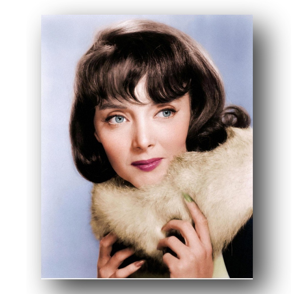Carolyn Jones Photo 8x10 Portrait Headshot Actress Classic Hollywood