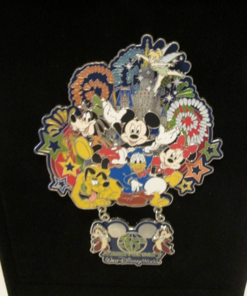 2006 WALT DISNEY WORLD 35TH ANNIVERSARY JUMBO DANGLE PIN LIMITED EDITION 1500 2006 WALT DISNEY WORLD 35TH ANNIVERSARY JUMBO DANGLE PIN LIMITED EDITION 1500