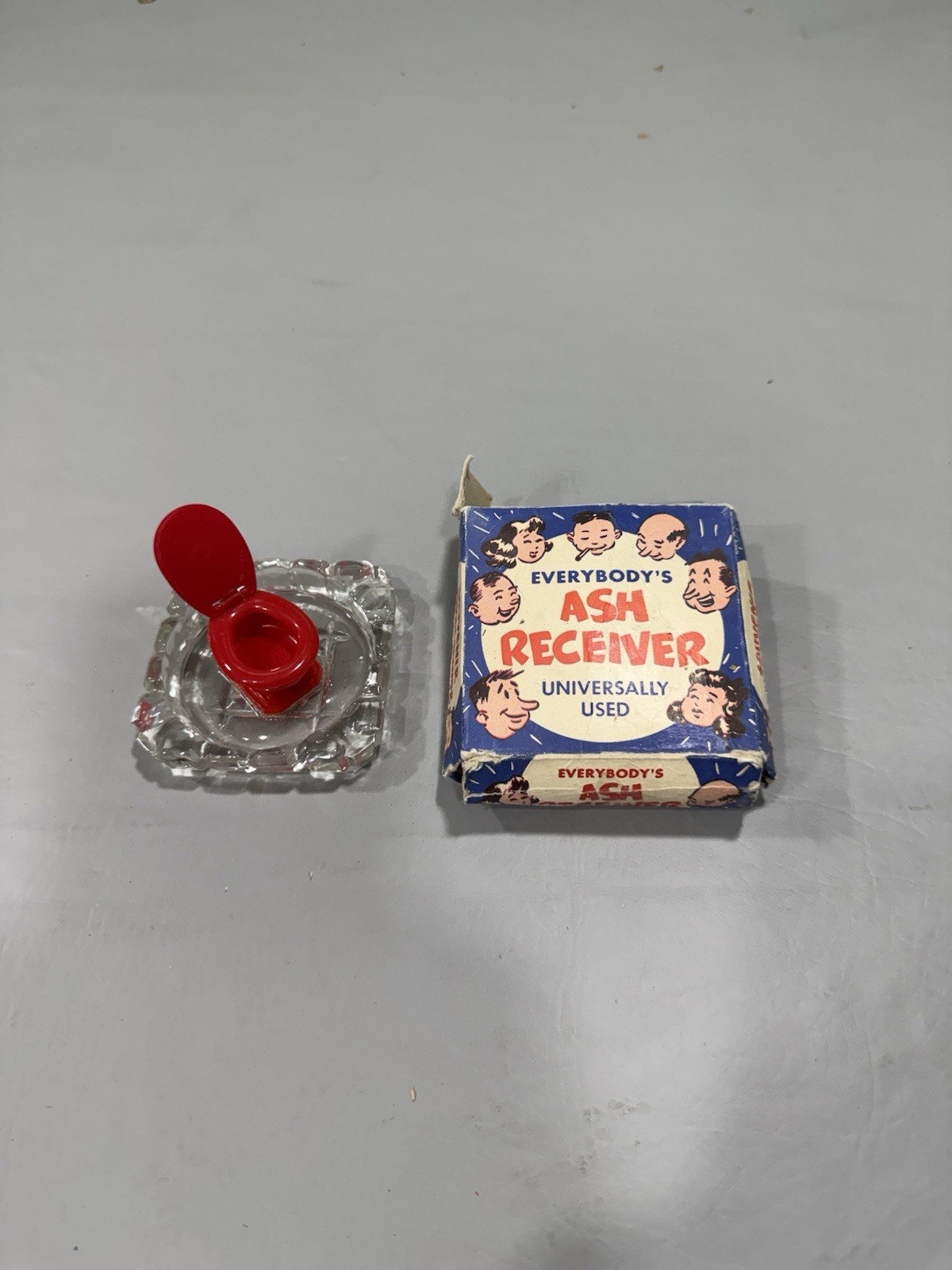 1949 Everybody’s Ash Receiver Ashtray w/ ORIGINAL Box VINTAGE H. F. & Co.