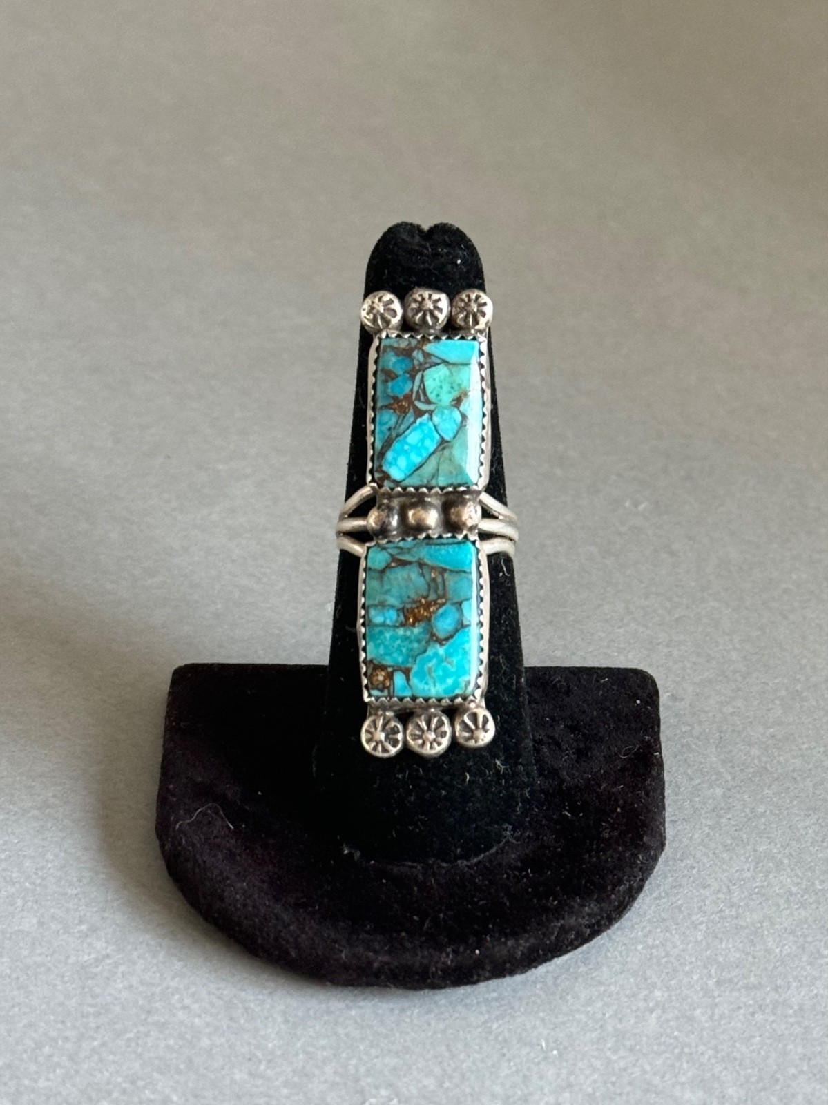 Vintage Navajo Sterling Silver and Turquoise Ring. Size 6 3/4 Vintage Navajo Sterling Silver and Turquoise Ring. Size 6 3/4